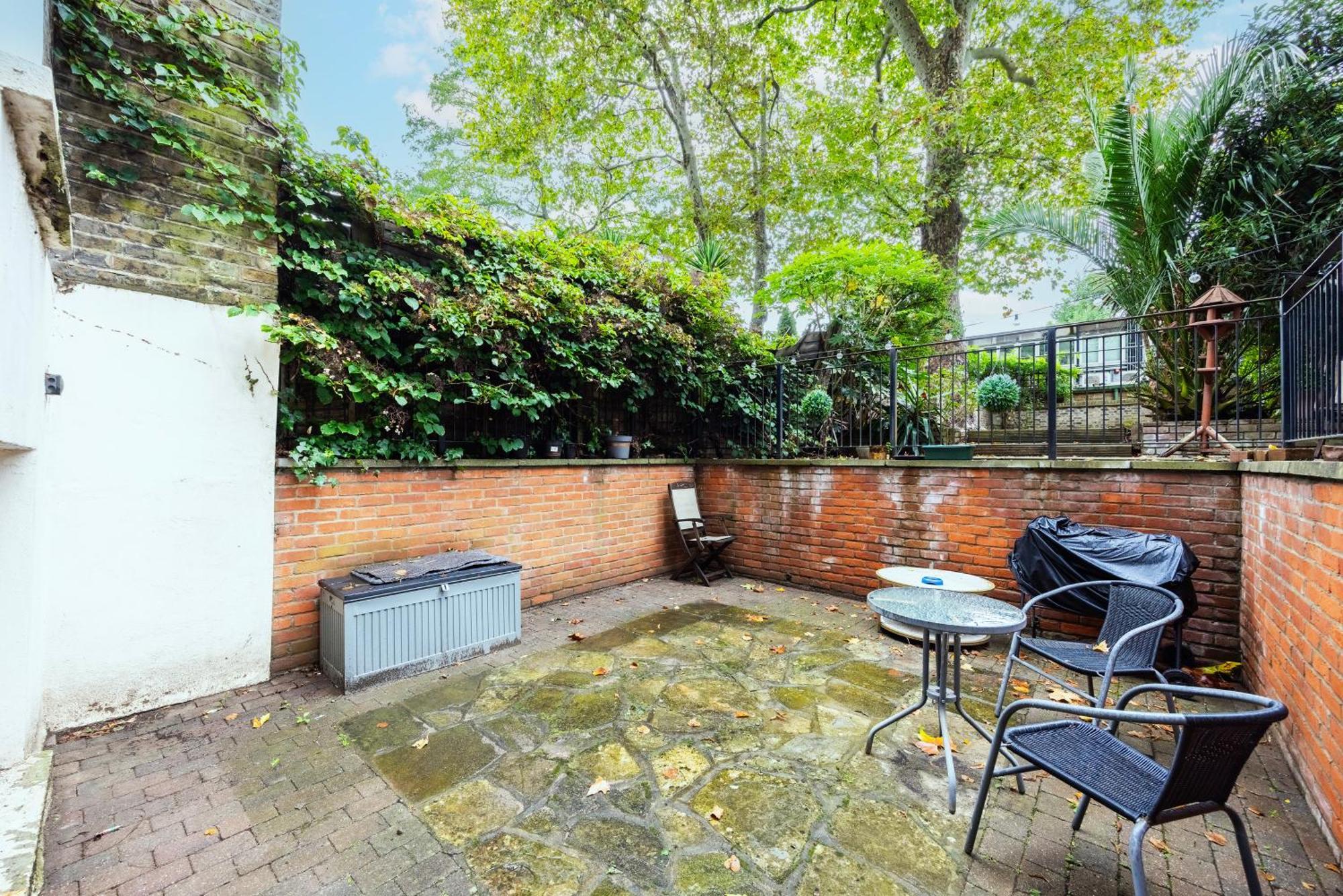 Modern 1 Bedroom Near Earls Court * Londra